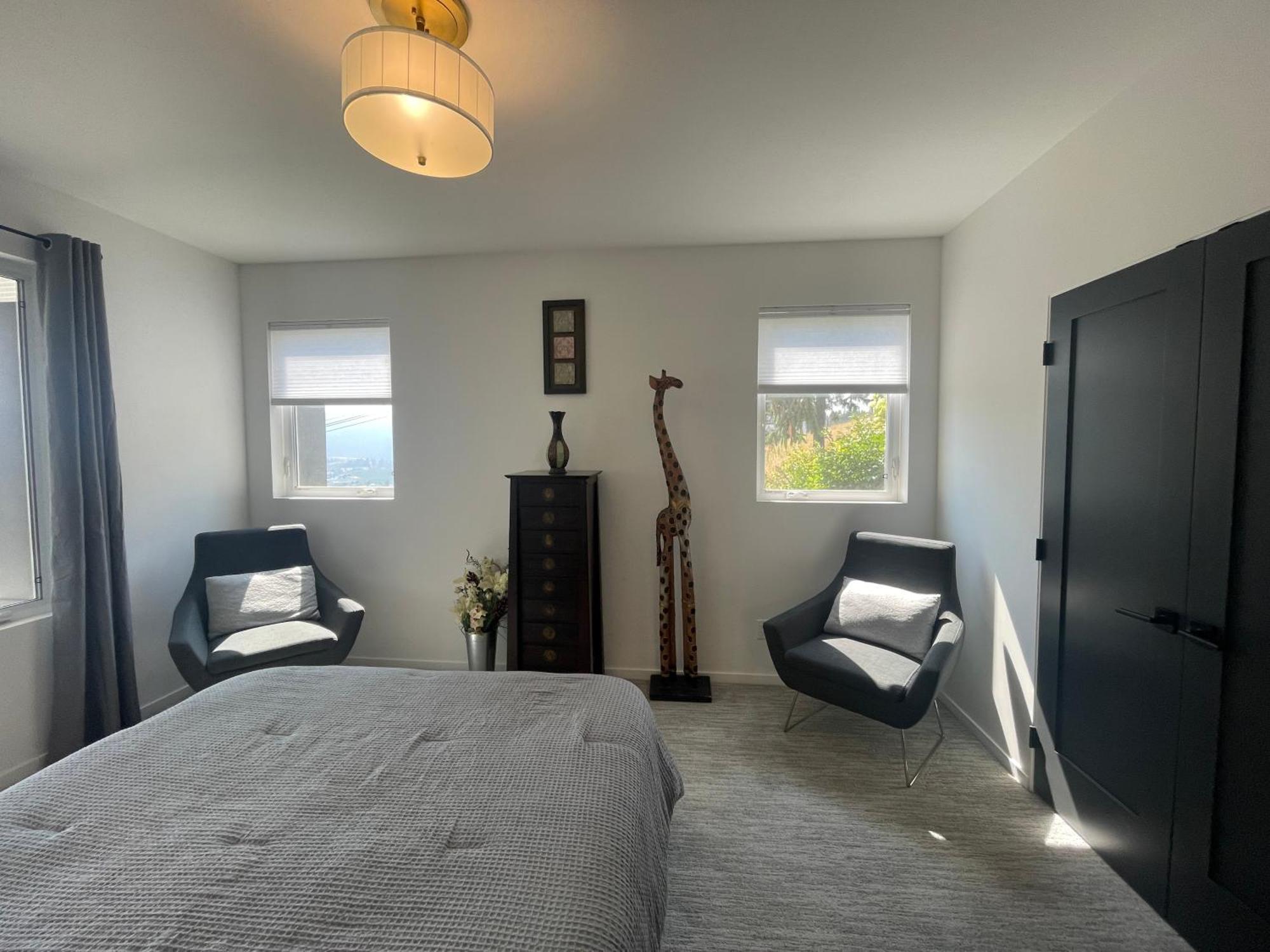 Beautiful Suite On Golf Course Kelowna Extérieur photo