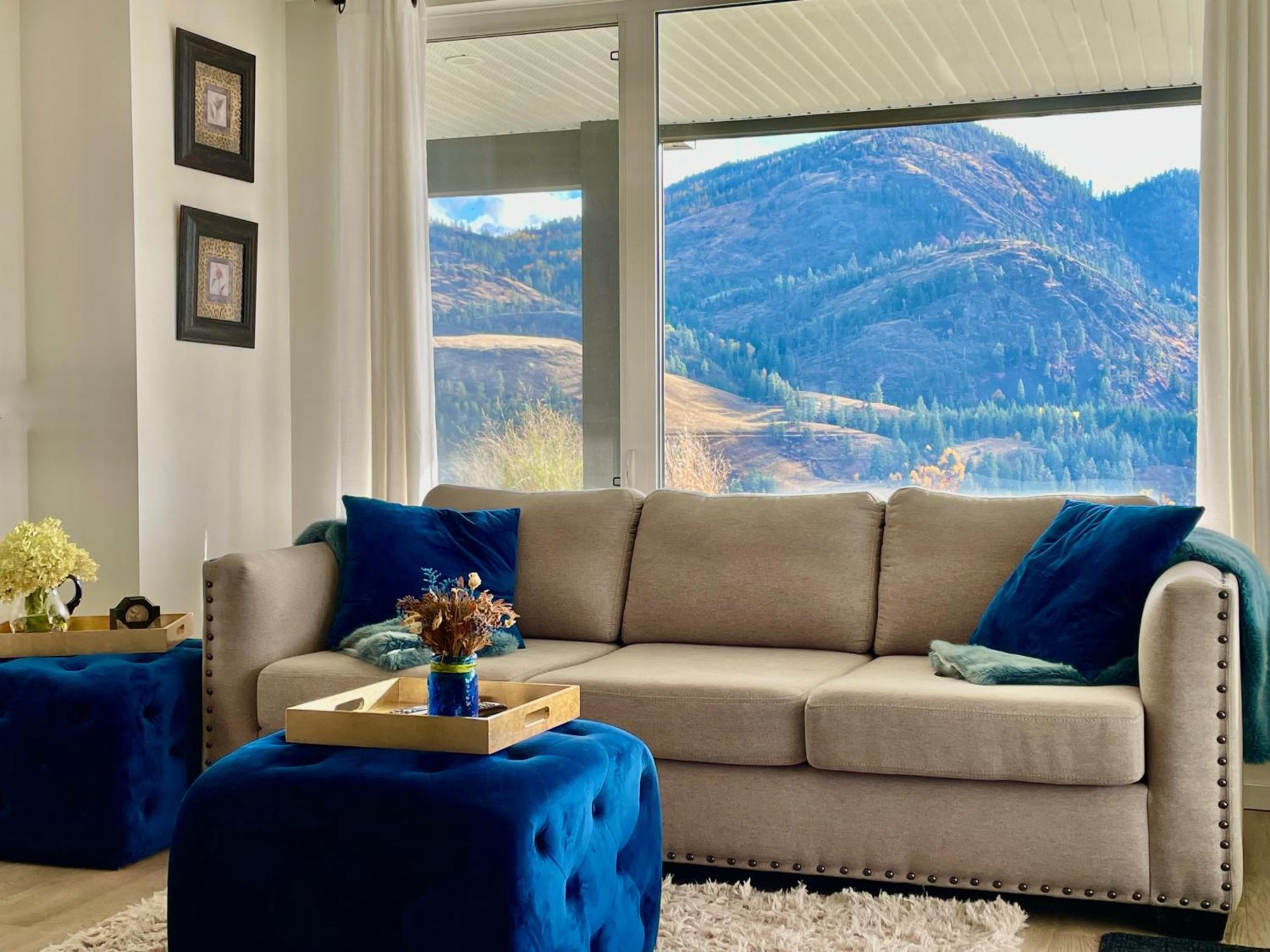 Beautiful Suite On Golf Course Kelowna Extérieur photo